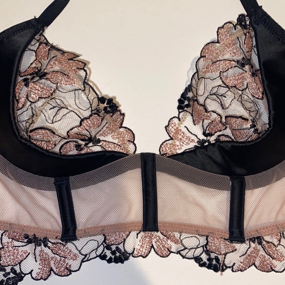Pink and black lace Victoria’s secret bralette
